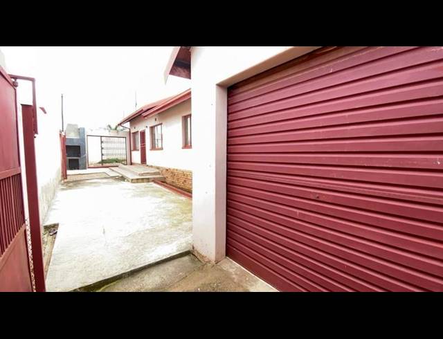 3 BEDROOM HOUSE FOR SALE IN MOHLAKENG